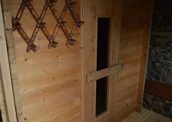 за гости Vivia *